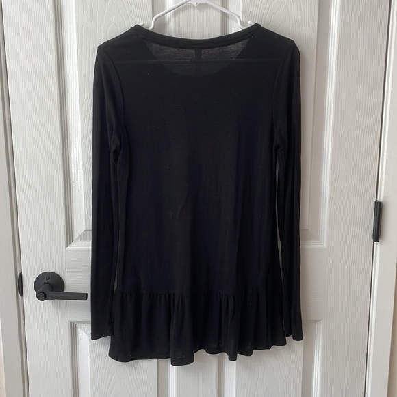 ❣️❗️FINAL PRICE➖DONATING SOON. Xhilaration long sleeve peplum tunic - Picture 4 of 6